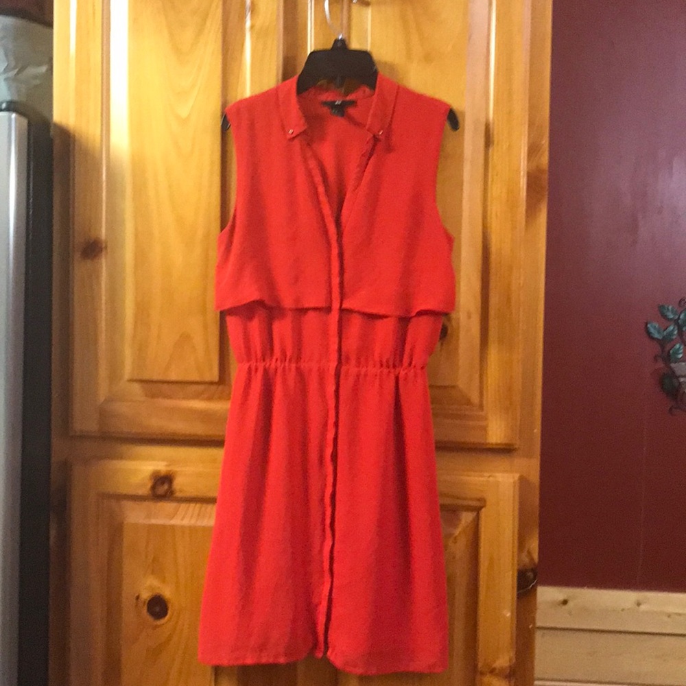 Sleeveless red dress size 4